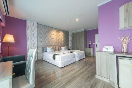 Napheera Royal Tel Hotel Ban Khlong Bang Krathiam Exterior photo