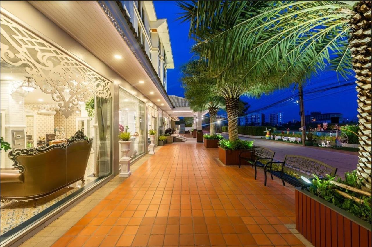 Napheera Royal Tel Hotel Ban Khlong Bang Krathiam Exterior photo