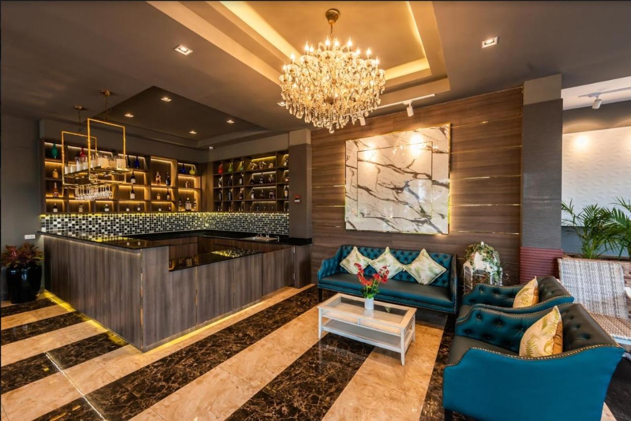 Napheera Royal Tel Hotel Ban Khlong Bang Krathiam Exterior photo