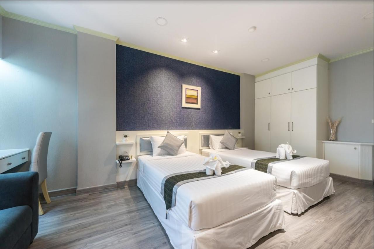 Napheera Royal Tel Hotel Ban Khlong Bang Krathiam Exterior photo