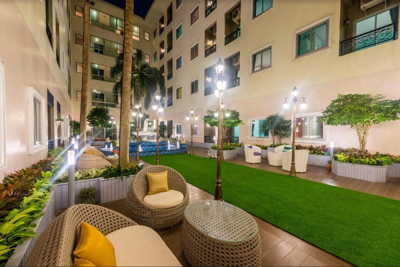 Napheera Royal Tel Hotel Ban Khlong Bang Krathiam Exterior photo