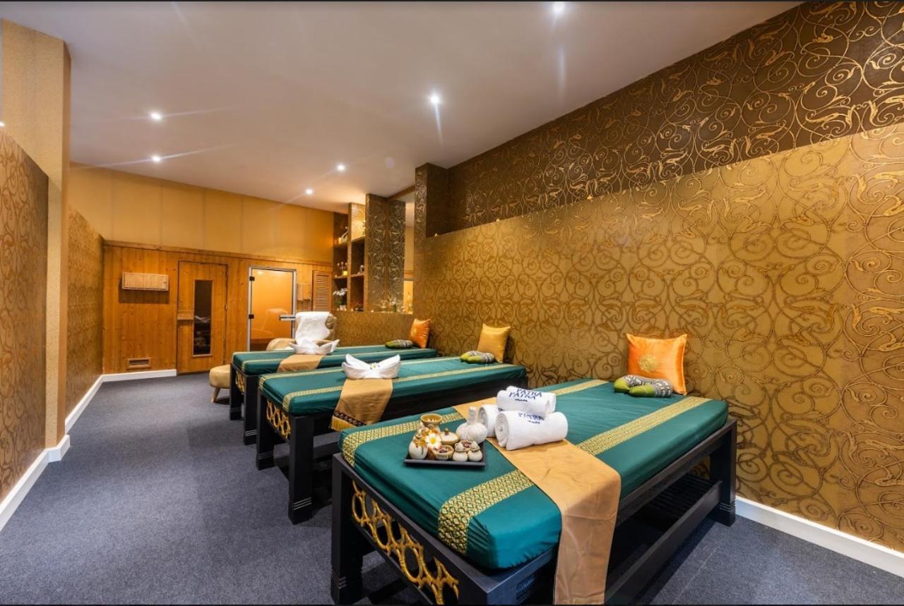 Napheera Royal Tel Hotel Ban Khlong Bang Krathiam Exterior photo