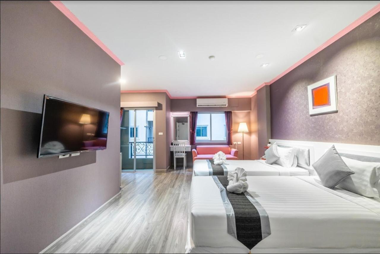 Napheera Royal Tel Hotel Ban Khlong Bang Krathiam Exterior photo